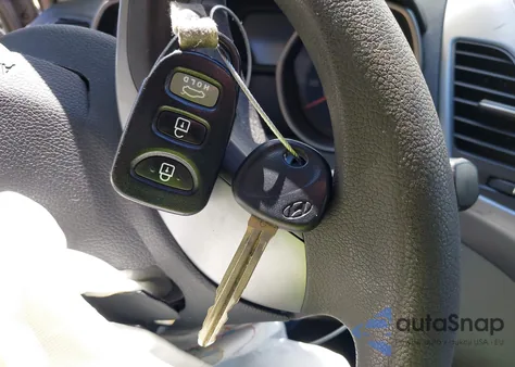 2016 Hyundai Elantra Se из США, поврежденный, VIN 5NPDH4AE3GH666410